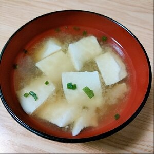 包丁いらず！すくい豆腐の味噌汁